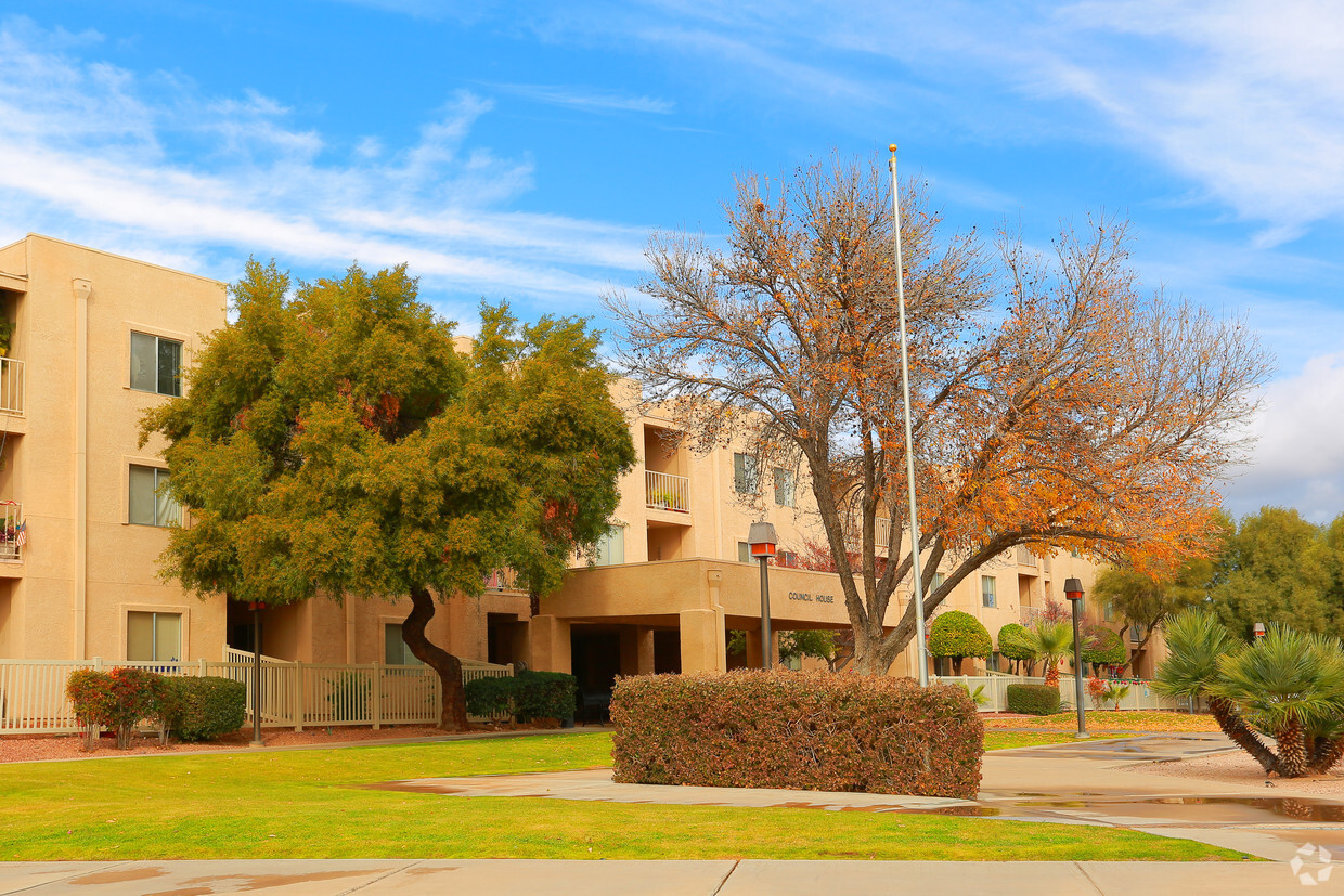 council house apartments tucson        
        <figure class=