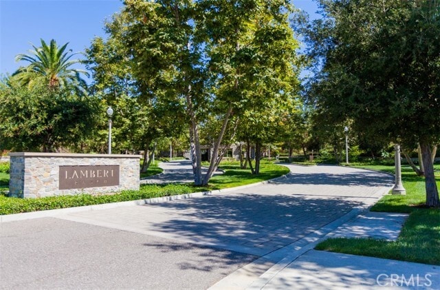 Foto del edificio - 54 Clifford