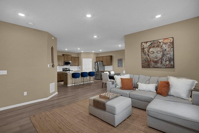 Building Photo - 272 Mannaseh Dr W