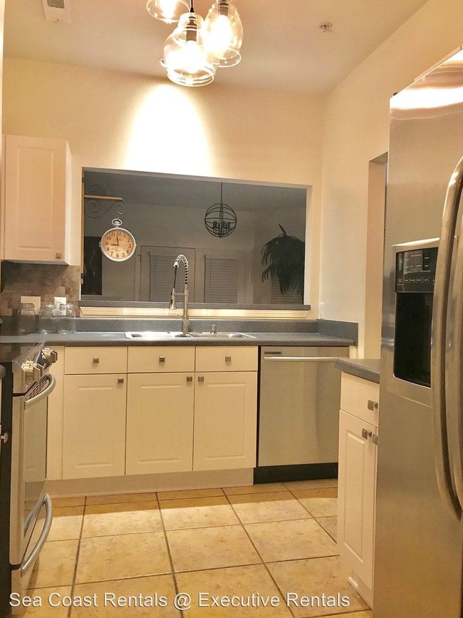 Building Photo - 4527 Sagedale Dr