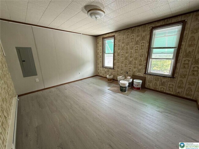 Foto del edificio - 145-146 E Center St