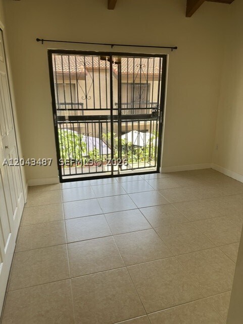 Foto del edificio - 1819 SW 107th Ave