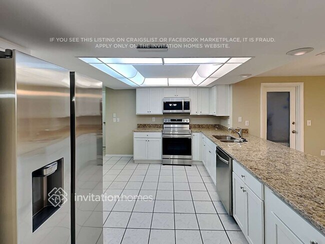 Building Photo - 3605 Odom Dr