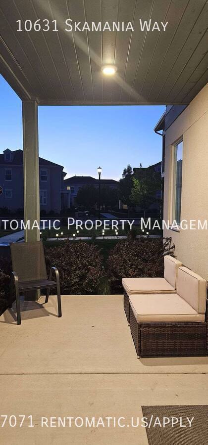 Foto del edificio - 10631 Skamania Wy