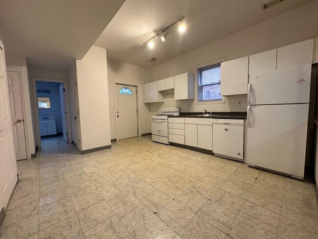 Foto del edificio - 248 S Atlantic Ave