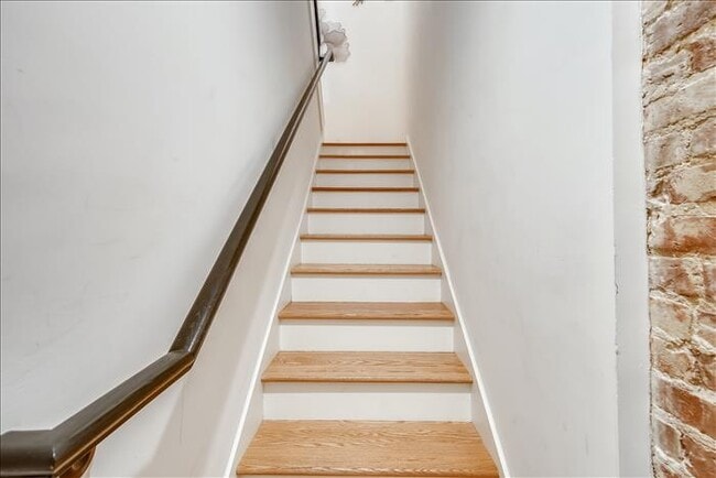 Photo - 1823 Kalorama Rd NW (Washington, DC) Apartments