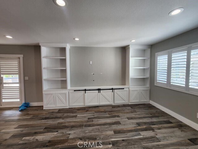 Foto del edificio - 3931 Hillside Ave