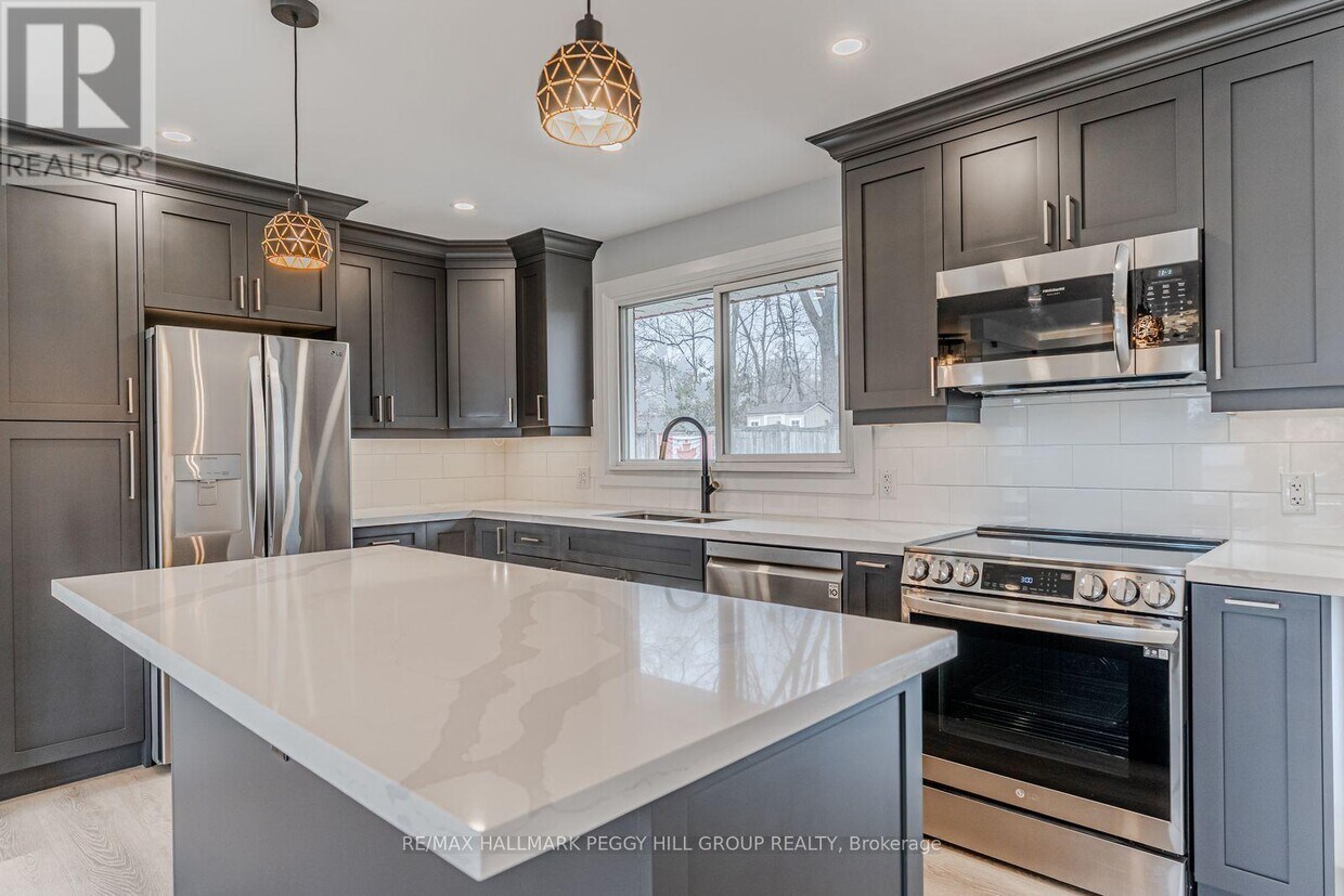 Photo principale - 20 Ottaway Ave