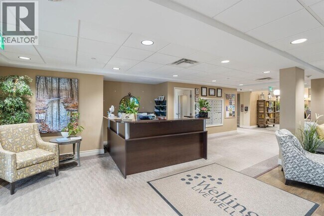 Photo du bâtiment - 180 Bunker Ave