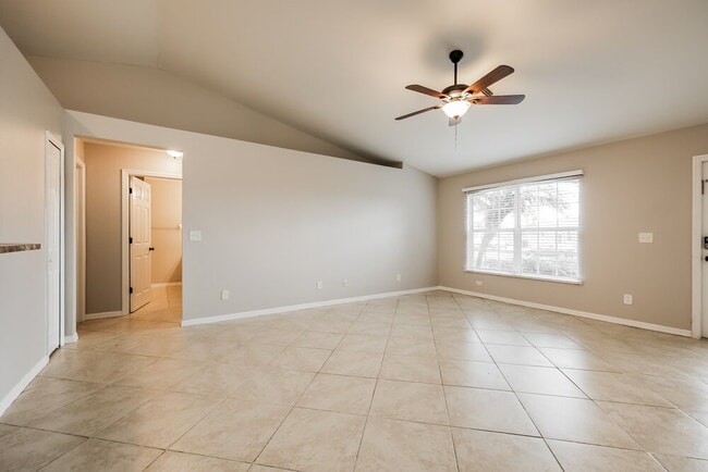 Building Photo - 719 Rue Labeau Cir