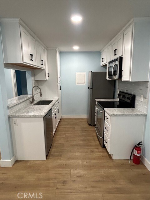 Building Photo - 1345 Cabrillo Park Dr