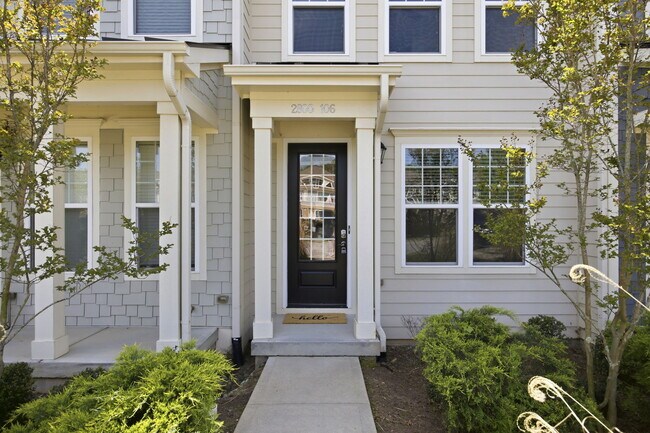 Foto del edificio - 2800 Bedford Green Dr