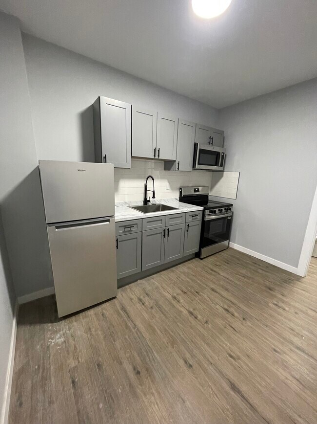 Cocina - 2260 N 16th St