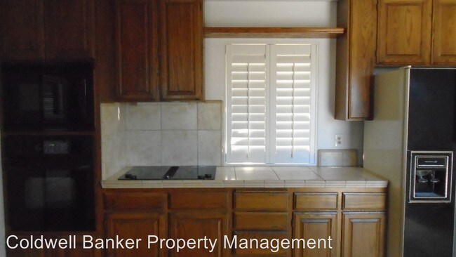 Building Photo - 236 Ridgetop Dr