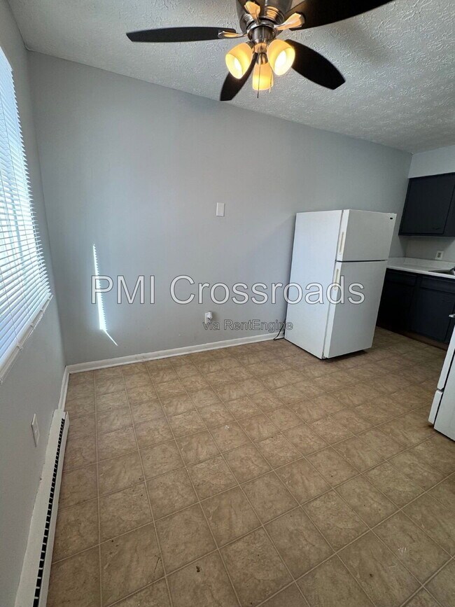 Foto del edificio - 1806 Whipple Ave NW