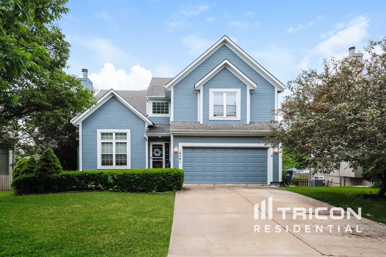 Foto principal - 16391 W 157th St