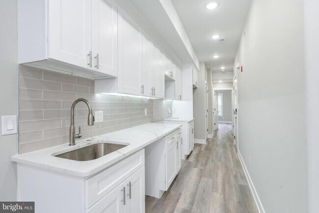 Foto del edificio - 103 E Duval St