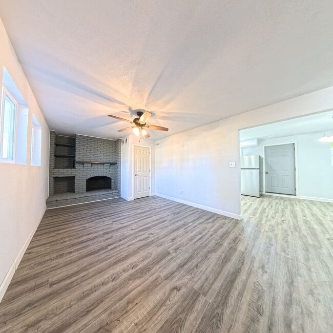 Building Photo - 2715 Summer Meadows Dr