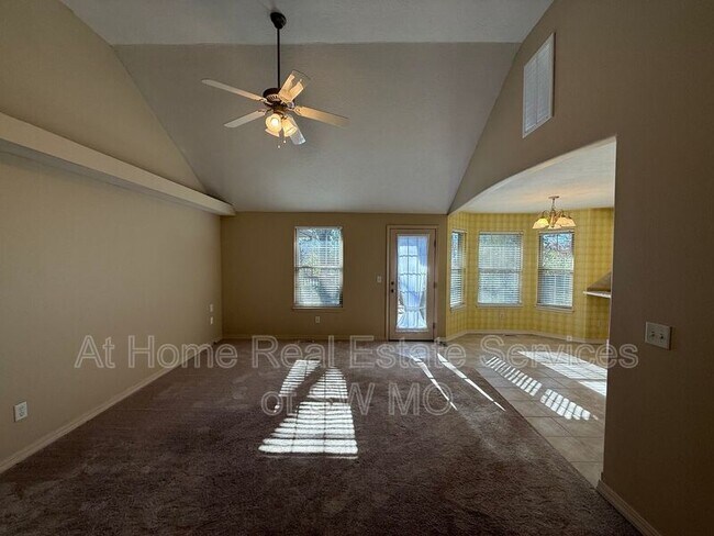 Foto del edificio - 3350 W Erie St