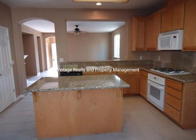 Building Photo - 1473 Swallow Tail Ln