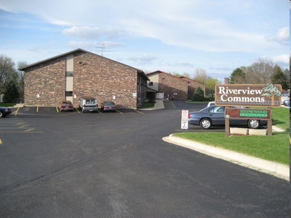 Building Photo - Riverview Commons