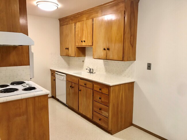 Building Photo - 1423 NW 64th St