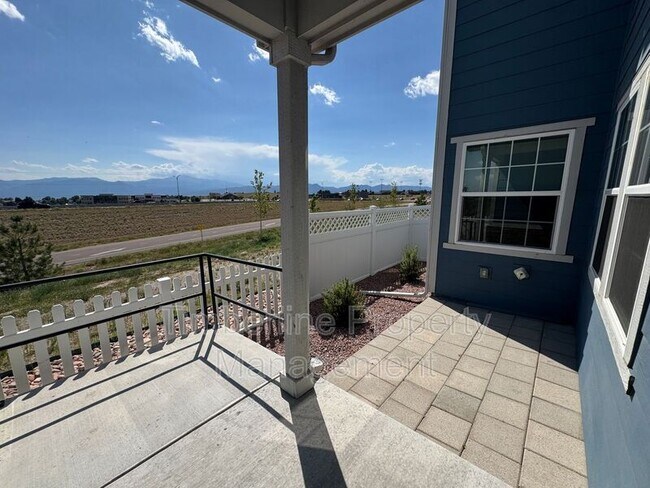 Foto del edificio - 5211 Mountain Vista Hts