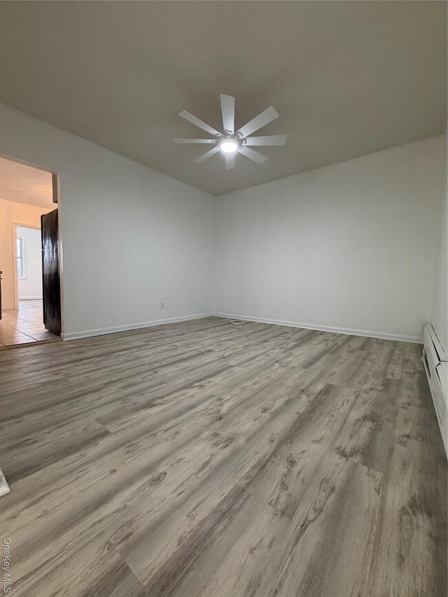 Foto del edificio - 122-15 11th Ave