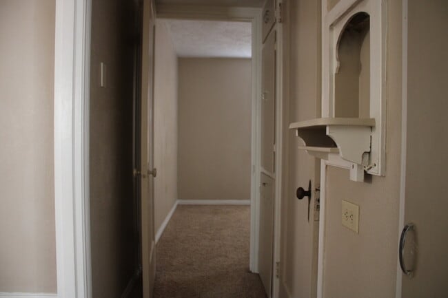 Foto del edificio - Updated 3 bedroom 1 Bathroom