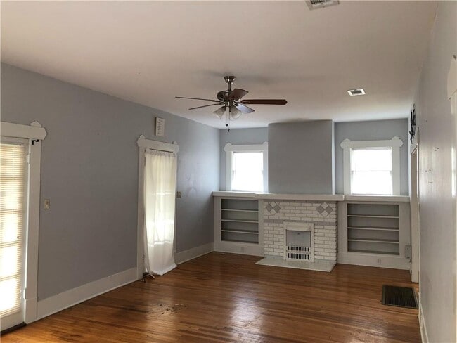 Building Photo - 422 Atkins Ave