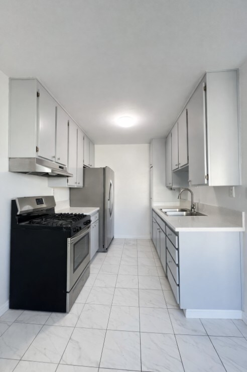 Foto del edificio - 14650 Saticoy St