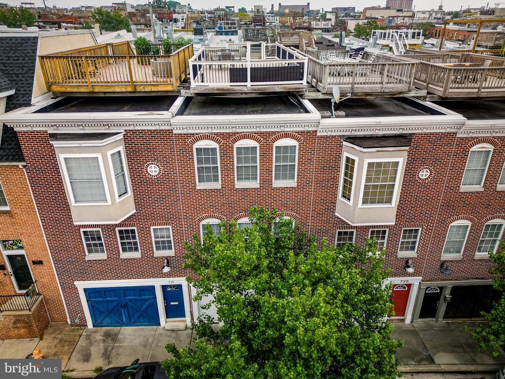 Primary Photo - 721 S Streeper St