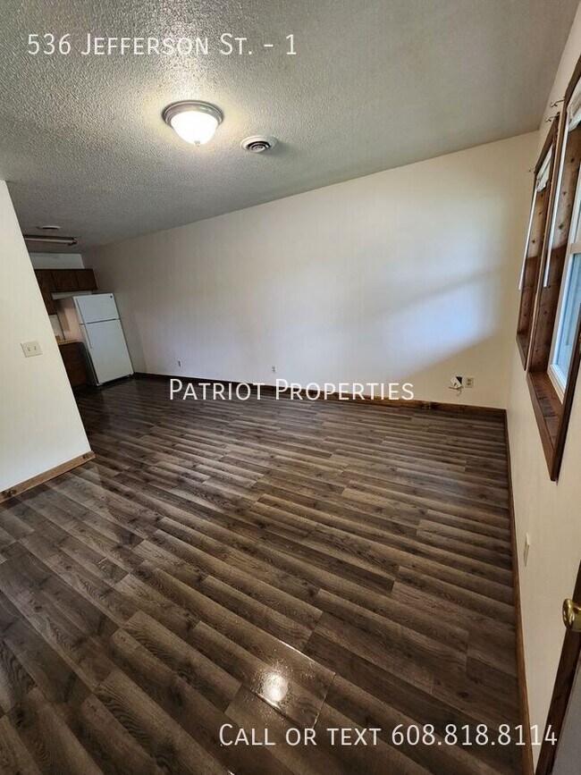 Foto del edificio - 536 Jefferson St