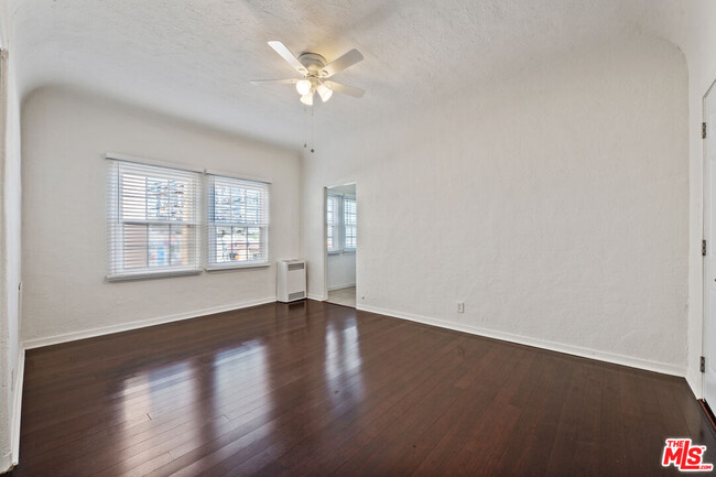 Building Photo - 5320 W Olympic Blvd