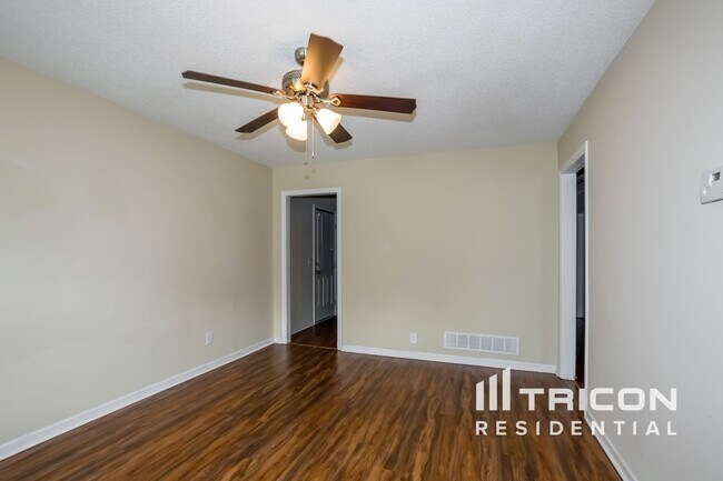 Foto del edificio - 504 Thyme Dr