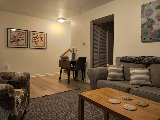 Foto del edificio - 3518 E Richmond Rd