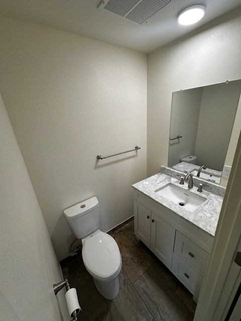 Foto del edificio - 3240 Knox Butte Ave NE