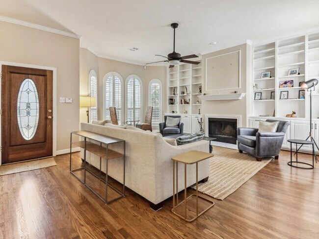 Building Photo - 3 Bedroom Single Family Home in Dallas