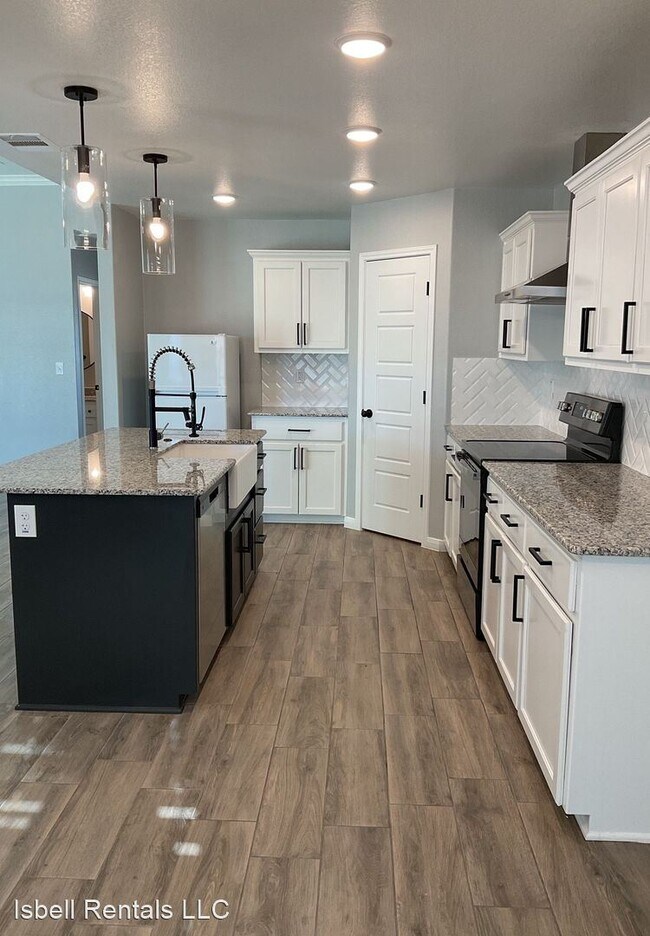 Foto del edificio - 4 br, 2 bath House - 7601 Iridium Drive
