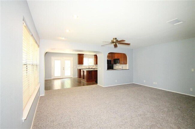 Foto del edificio - 9511 Woodvale Dr