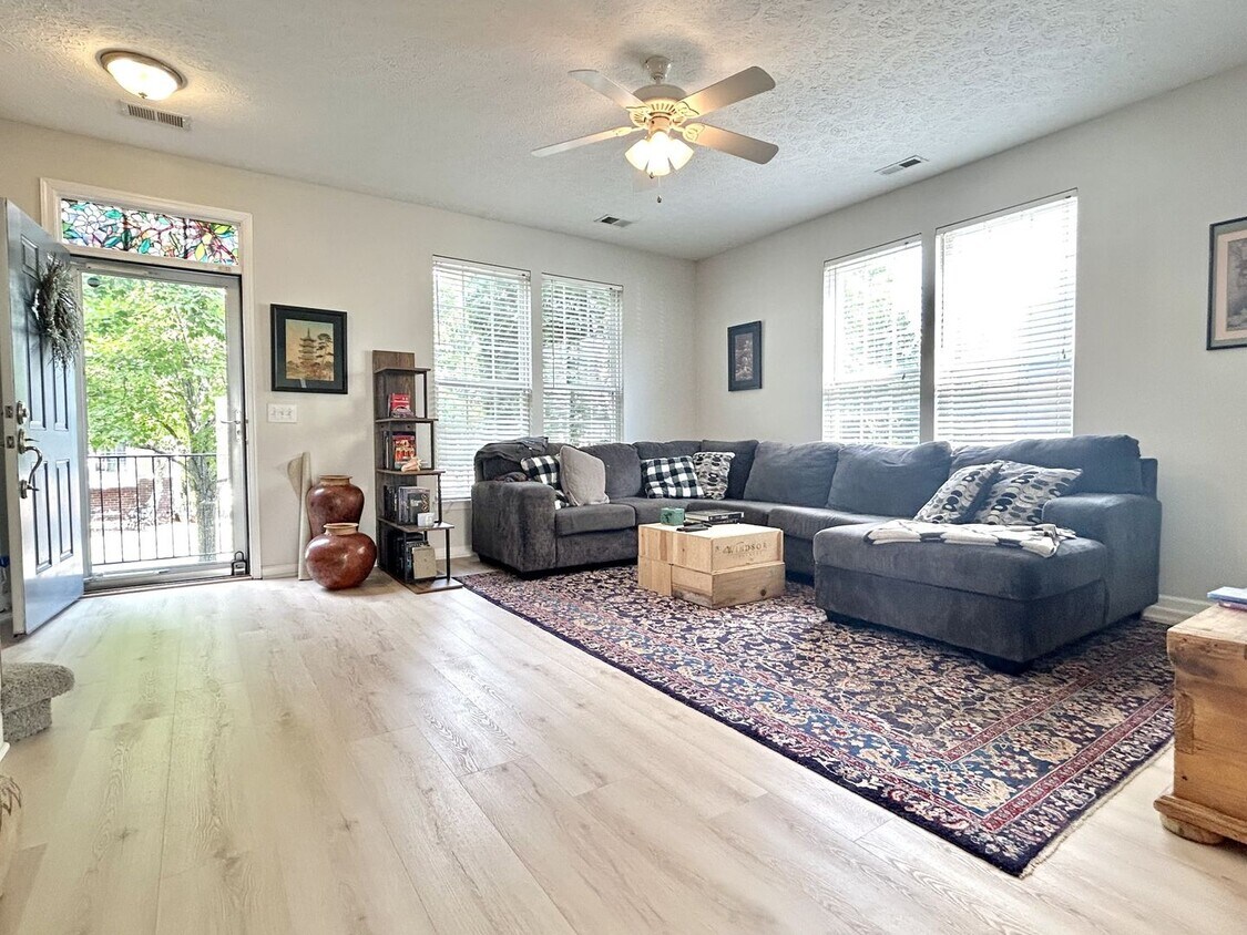 Primary Photo - **UPDATED END-UNIT LENOX VILLAGE TOWNHOME ...
