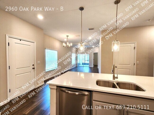 Foto del edificio - 2960 Oak Park Way