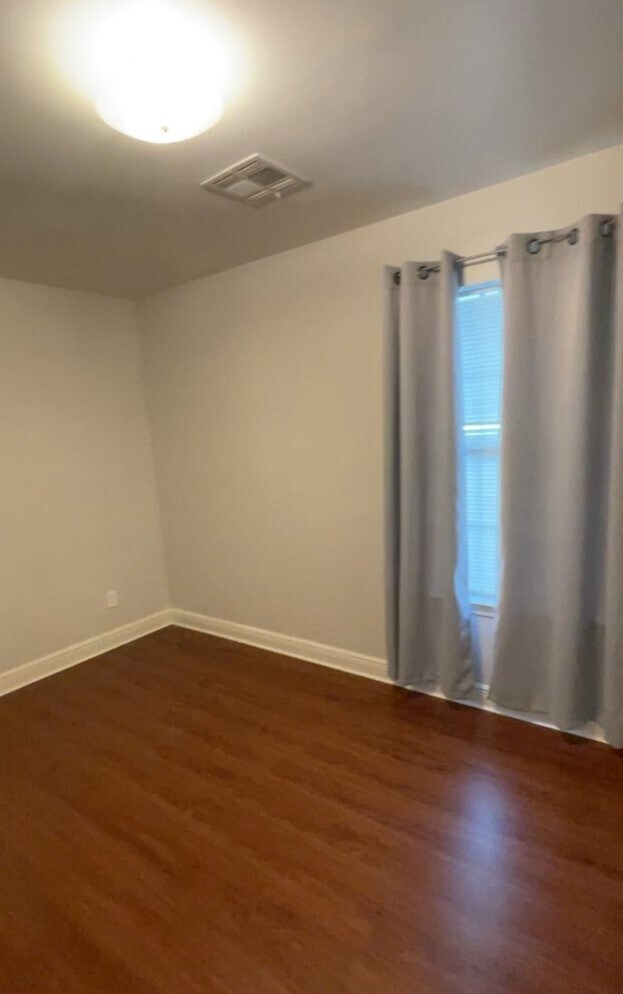 dormitorio - 1909 Foucher St