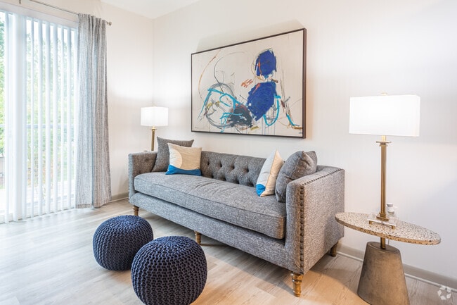 The Elliot- 1HAB, 1BA - Innslake Place