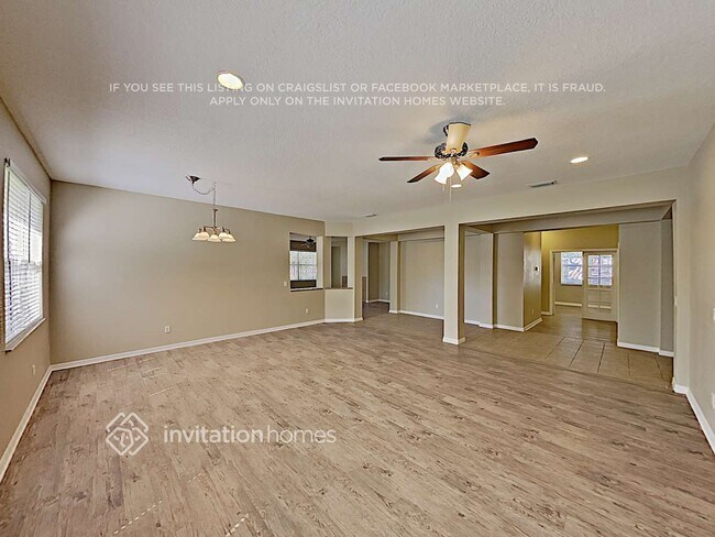 Foto del edificio - 2592 Breezy Meadow Rd