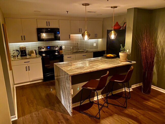 Kitchen - 3145 Dean Ct