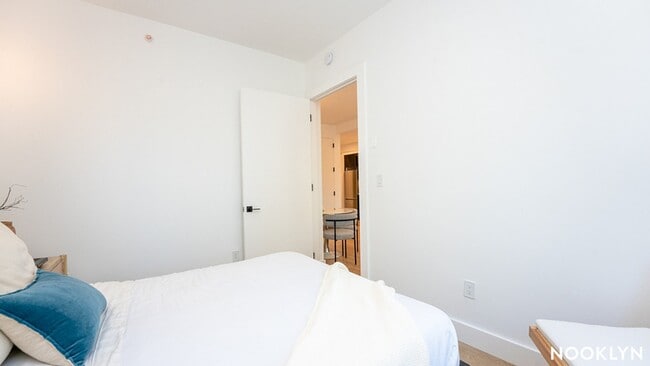 Photo - 1042 President St Apartment