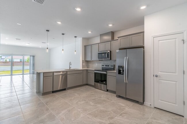 Foto del edificio - 5115 Inspire Ln