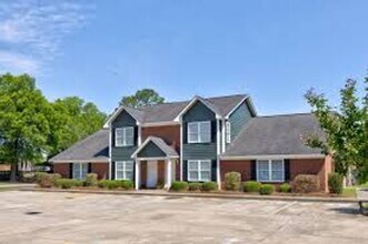 Building Photo - 2500 Barnesdale Wy