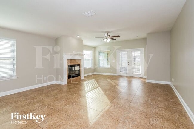 Foto del edificio - 485 Glendale Ln